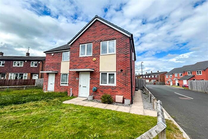 3 Bedroom Semi Detached House For Sale In Padgate Road, Pennywell, SR4