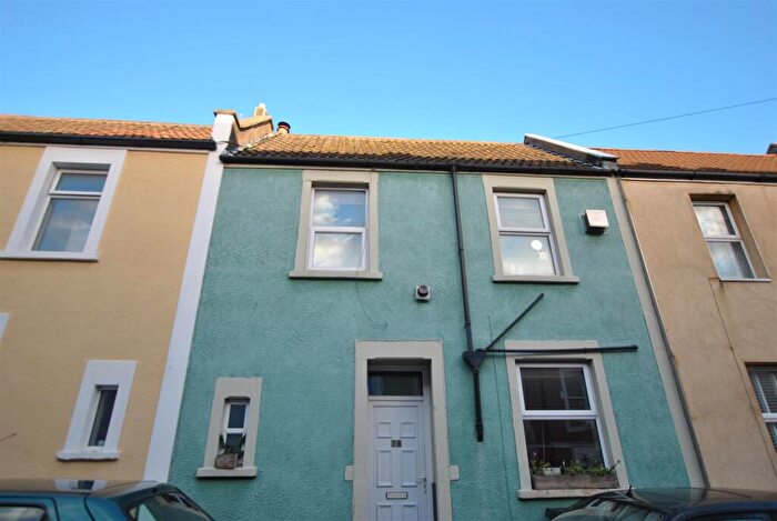 2 Bedroom Terraced House To Rent In St. Lukes Crescent, Bristol, BS3
