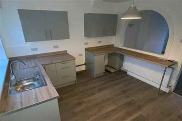 2 Bedroom House To Rent In Queens Road, Askern, DN6