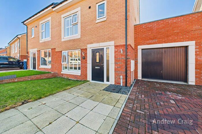 4 Bedroom Semi-Detached House For Sale In Blucher Place, Chester Gate, SR4