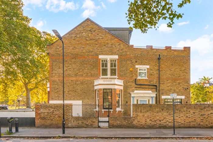 5 Bedroom House For Sale In Chatsworth Road, London, E5