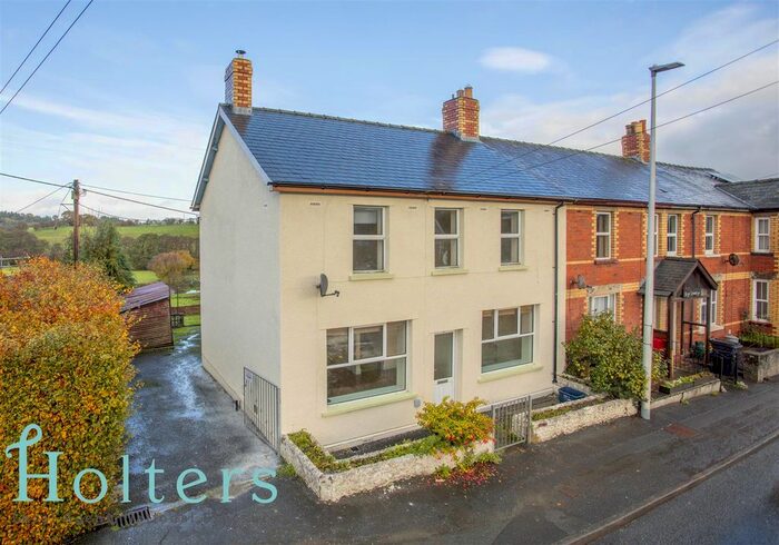 4 Bedroom End Of Terrace House For Sale In Cilmery, Builth Wells, LD2