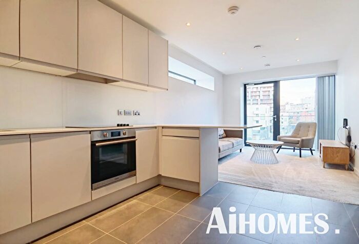 2 Bedroom Flat To Rent In Blackfriars, Bury Street, Salford, M3