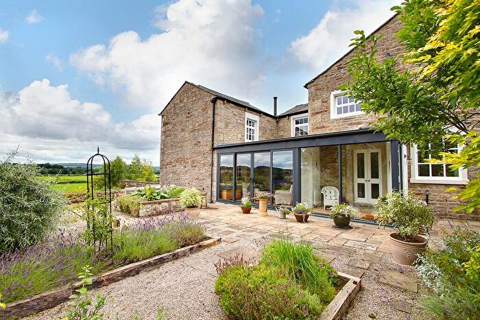 4 Bedroom Detached House For Sale In Town End Farm, Melling, LA6