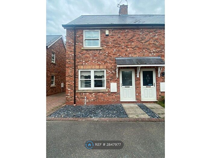 2 Bedroom End Terrace House To Rent In Tannery Close, Waltham, Grimsby, DN37