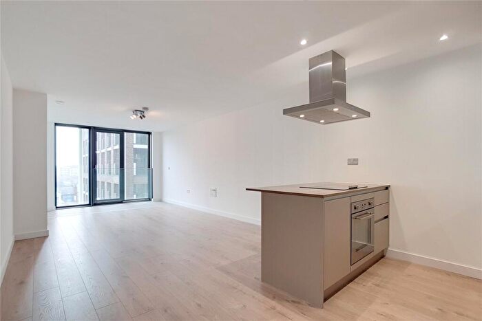 1 Bedroom Flat For Sale In Stratosphere Tower, Great Eastern Road, London, E15