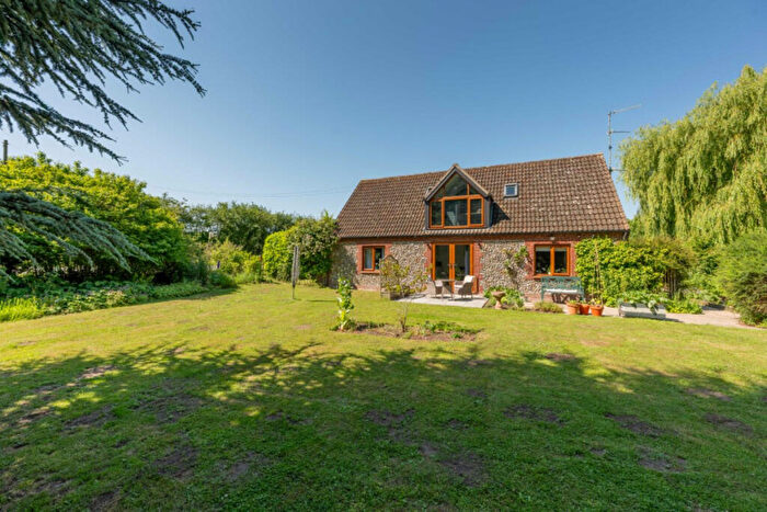 4 Bedroom Detached House For Sale In Langham Road, Fakenham, NR21