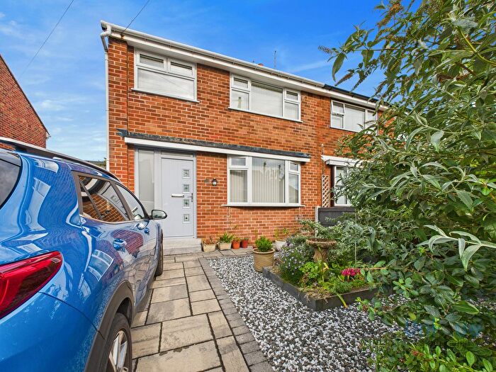 3 Bedroom Semi-Detached House For Sale In Farnell Place, Blackpool, FY4