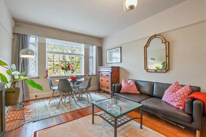 1 Bedroom Flat To Rent In Howitt Road, Belsize Park, Belsize Park, NW3