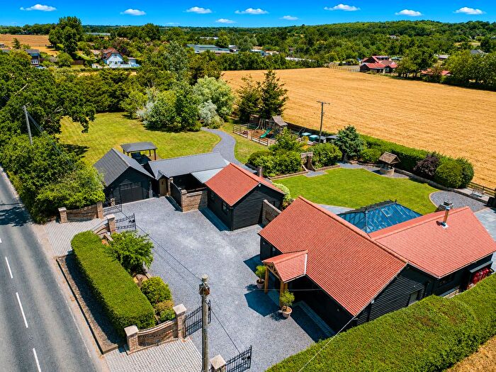 4 Bedroom Detached Bungalow For Sale In Lower Road, Hockley, SS5