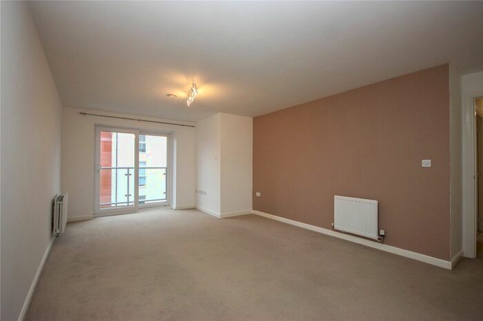 2 Bedroom Flat To Rent In Eighteen Acre Drive, Patchway, Bristol, South Gloucestershire BS34