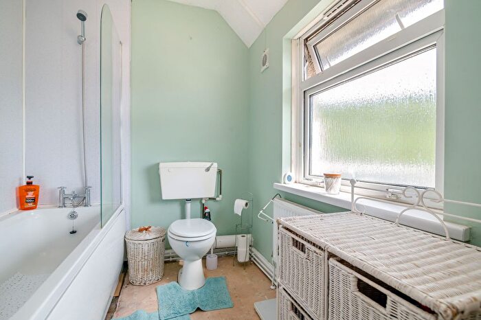 3 Bedroom Terraced House For Sale In Twyn Place, Abercarn, Newport, NP11