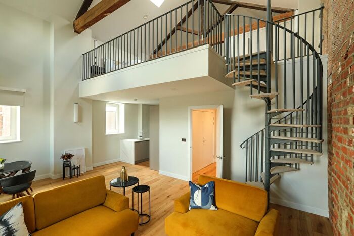 1 Bedroom Flat To Rent In Cloud Street, London, E15