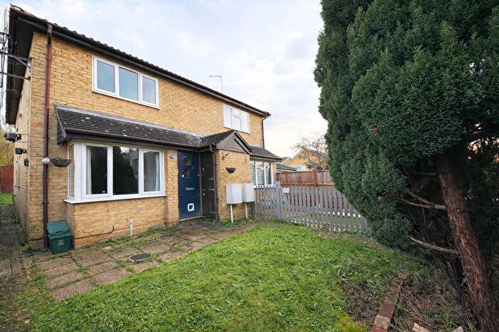 1 Bedroom Property To Rent In Katherine Close, Hemel Hempstead, HP3