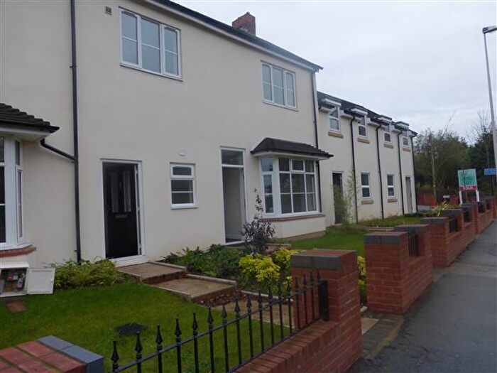 1 Bedroom Apartment To Rent In Crown Gardens, Halesowen, B64