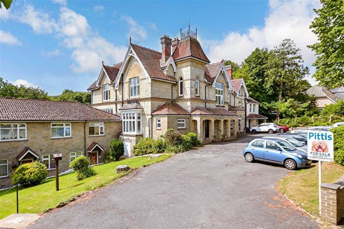 2 Bedroom Flat For Sale In Victoria Avenue, Shanklin, Isle Of Wight, PO37