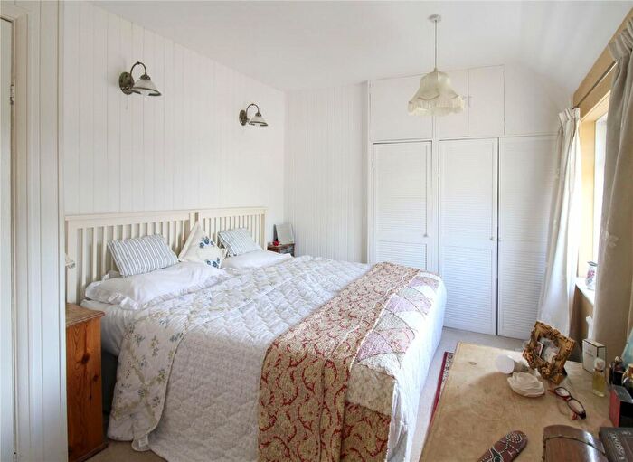 2 Bedroom Semi-Detached House For Sale In Elgin Drive, Swindon, Wiltshire, SN2