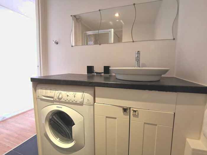 Studio To Rent In Penywern Road, Earls Court, SW5