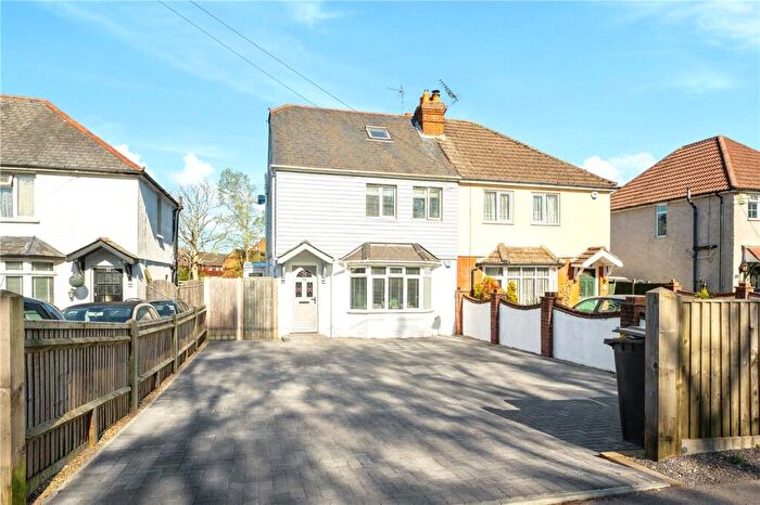 4 Bedroom Semi-Detached House For Sale In Rownhams Road, North Baddesley, Southampton, Hampshire, SO52