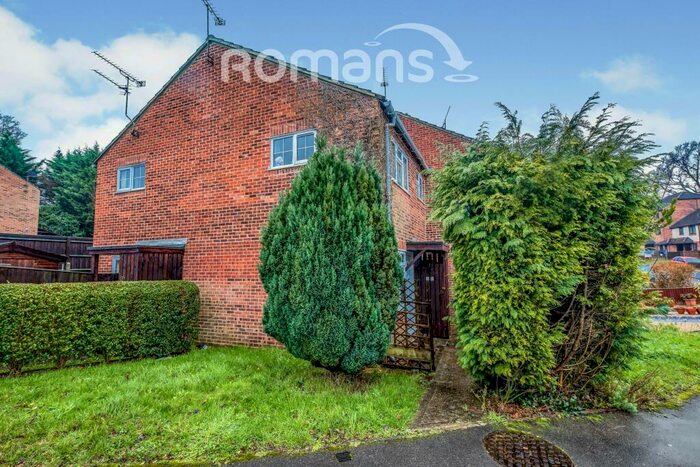 1 Bedroom Terraced House To Rent In St. Benedicts Close, GU11