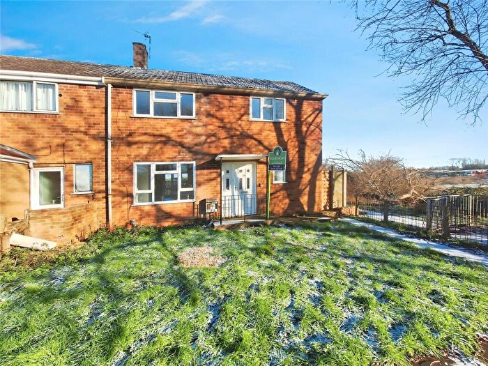 3 Bedroom End Of Terrace House For Sale In Red Deeps, Nuneaton, Warwickshire, CV11