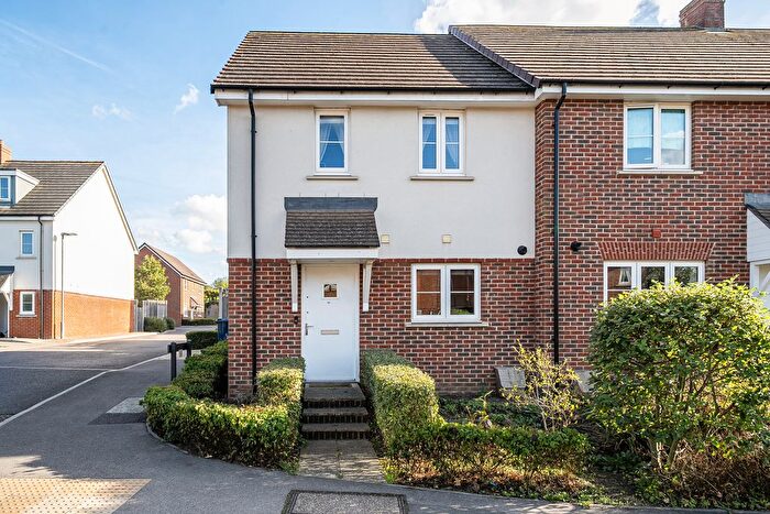 2 Bedroom Semi-Detached House For Sale In Weydon Lane, Farnham, GU9