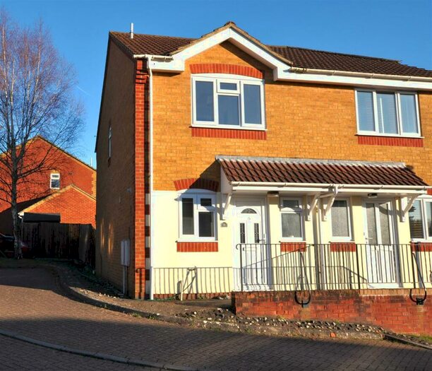 2 Bedroom Semi-Detached House To Rent In Linden Grove, Amberstone, Hailsham, BN27