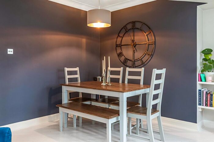 1 Bedroom Flat For Sale In High Street, Purley, CR8