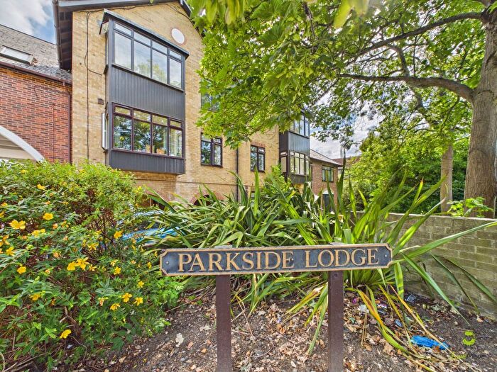 1 Bedroom Flat For Sale In Parkside Lodge, Erith Road, Belvedere, Kent, DA17