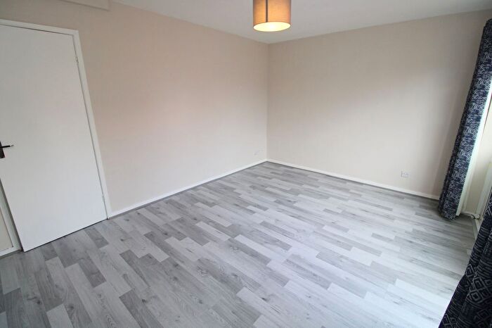 2 Bedroom Flat To Rent In Lon Brynli, Prestatyn, Denbighshire, LL19