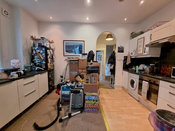 1 Bedroom Maisonette To Rent In Chiswick High Road, London, W4