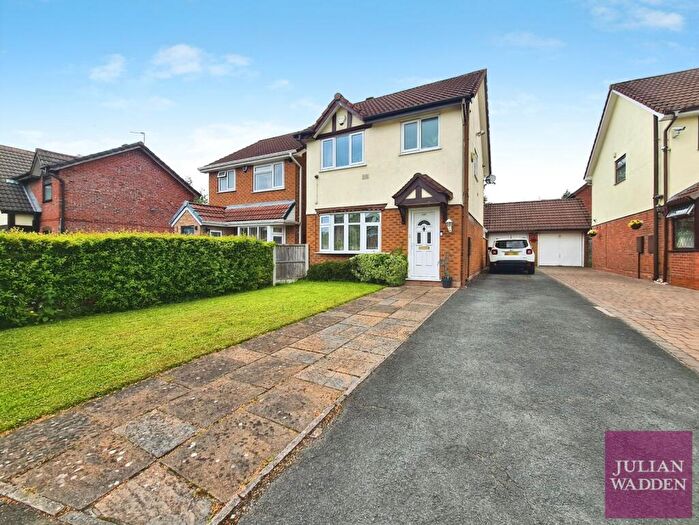 3 Bedroom Detached House To Rent In Rostrevor Road, Adswood, Stockport, SK3