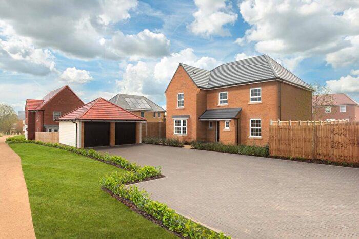 5 Bedroom Detached House For Sale In Great Dunmow Grange, Dunmow, CM6