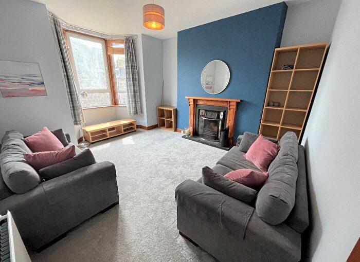 2 Bedroom Flat To Rent In Maberly Street, City Centre, Aberdeen, AB25