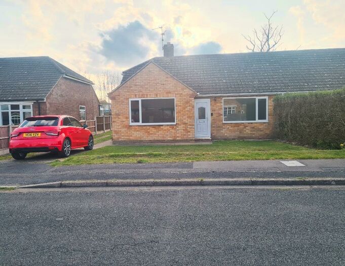 2 Bedroom Bungalow To Rent In Jaguar Drive, North Hykeham, LN6