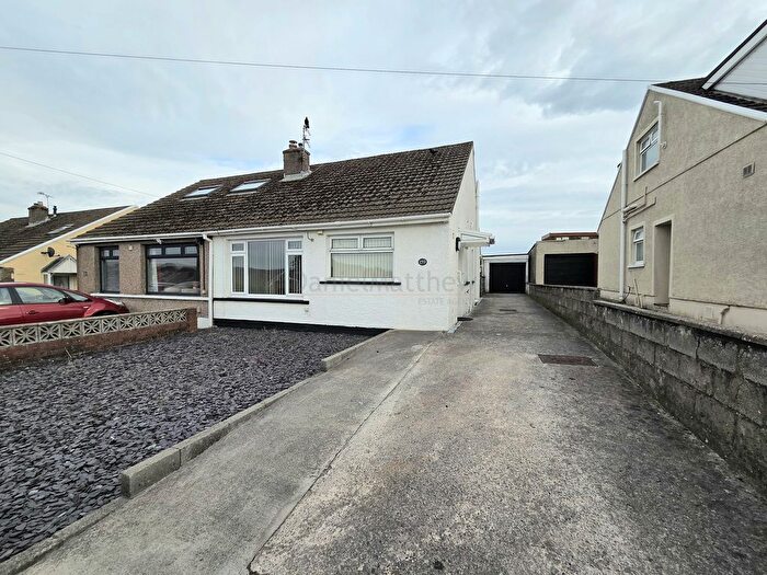 2 Bedroom Semi-Detached Bungalow To Rent In Merlin Crescent, Bridgend, Bridgend County., CF31