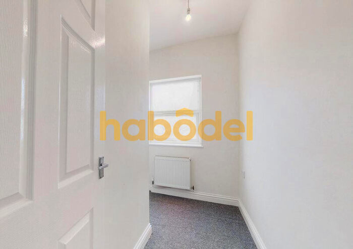 3 Bedroom Flat To Rent In West Park, South Shields, NE33