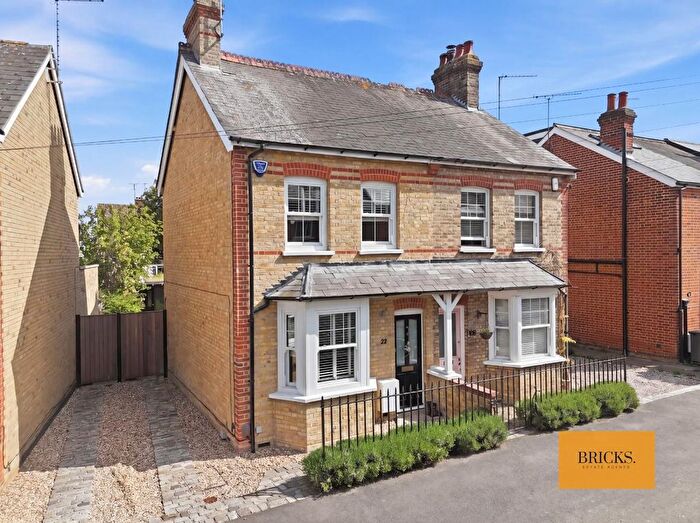 2 Bedroom Semi-detached House For Sale In Cloverly Road, Ongar, CM5