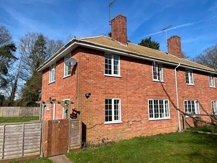 3 Bedroom Semi Detached House To Rent In Burntfield Cottages, CB8