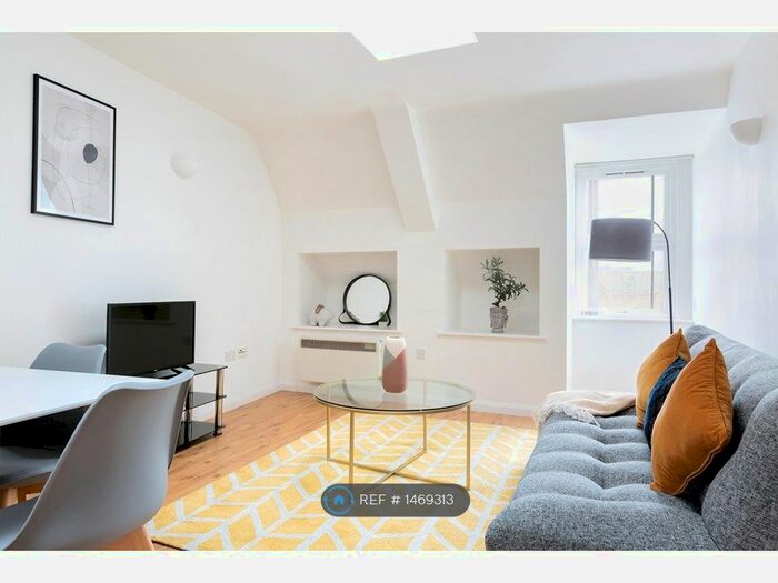 1 Bedroom Flat To Rent In Flagstones, Aylesbury, HP20