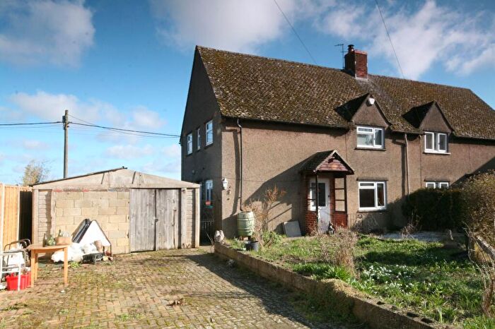 3 Bedroom Semi-Detached House For Sale In Park Side, Cuddesdon, OX44