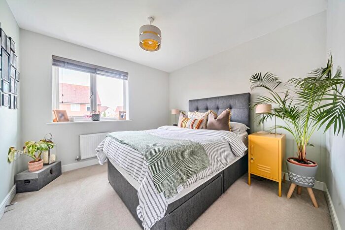 2 Bedroom Semi-Detached House For Sale In Chambray Road, Andover, SP11