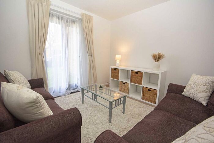 1 Bedroom Flat To Rent In Harrier Road, London, NW9