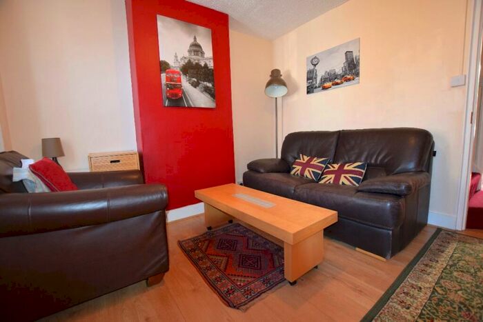 2 Bedroom Terraced House To Rent In Ivy Lane (Near City Centre), CT1