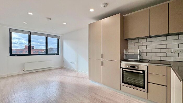 1 Bedroom Flat To Rent In St. Peters Street, Bedford, MK40