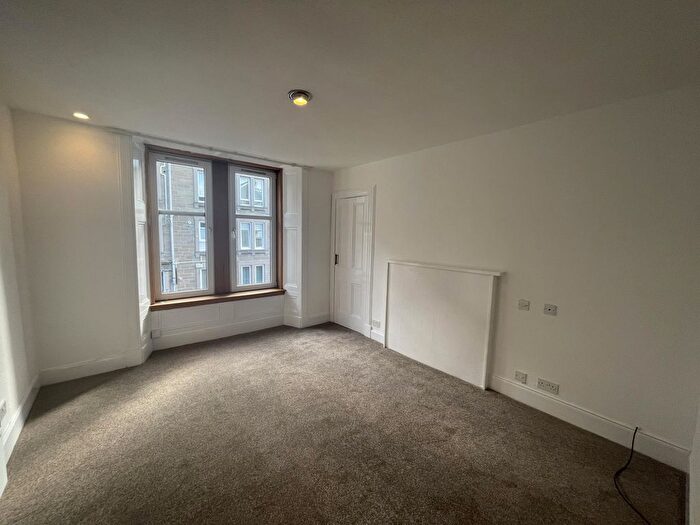 1 Bedroom Flat To Rent In D, Eden Street, Dundee, DD4