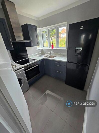 1 Bedroom Maisonette To Rent In Hampden Way, London, N14