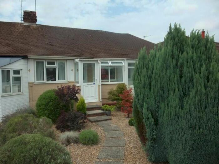 2 Bedroom Terraced Bungalow To Rent In Fordwater Road, Chertsey, KT16