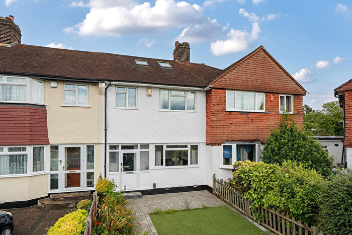 4 Bedroom Terraced House For Sale In Bramdean Gardens, Lee, SE12