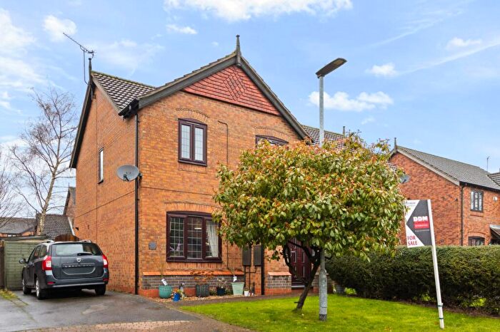 3 Bedroom Semi-Detached House For Sale In Hawthorn Rise, Barrow Upon Humber, North Lincs, DN19